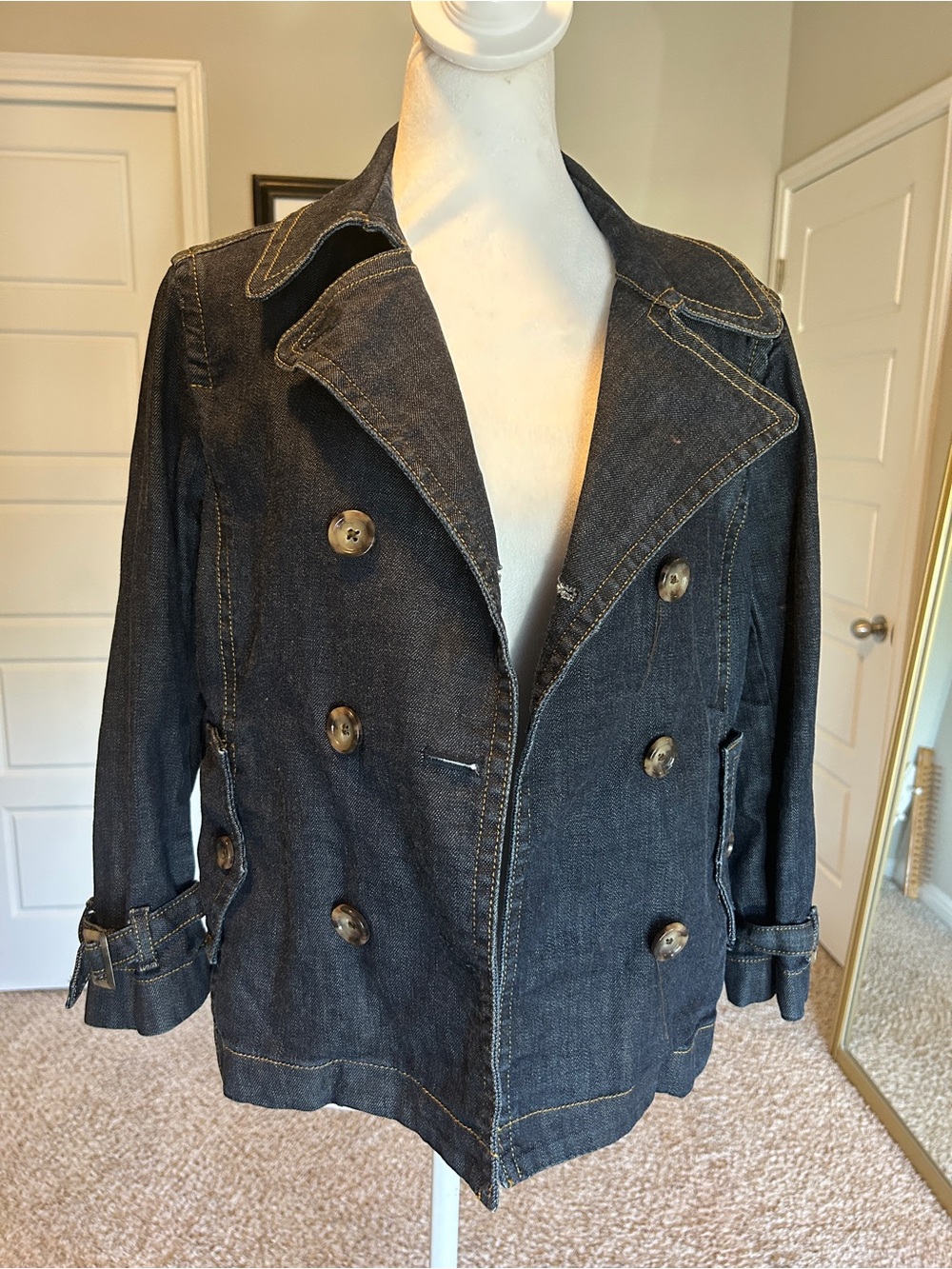 Ann Taylor Dark Wash Double-Breasted Denim Jean Jacket Size Small